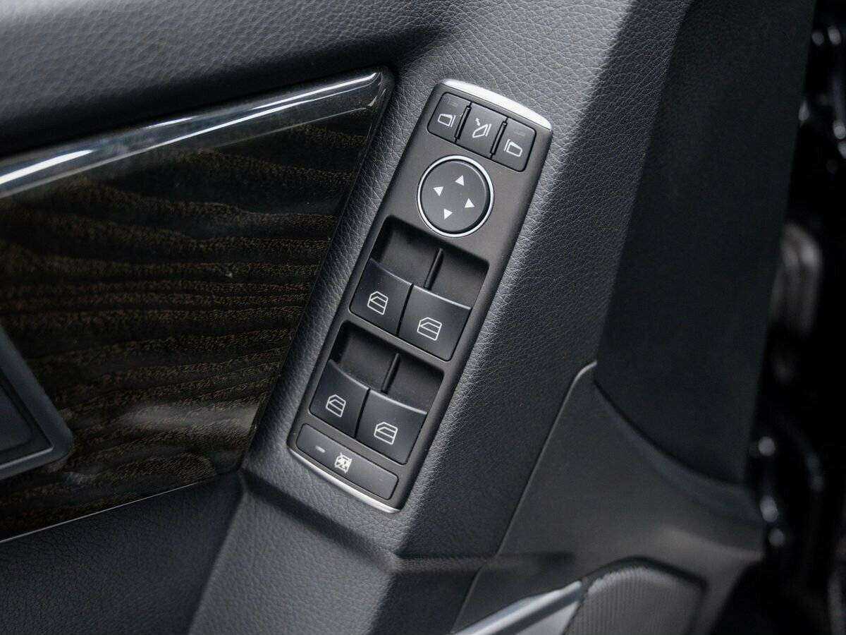 Mercedes-Benz GLK-Класс с пробегом — 2014 год. Фото: #17