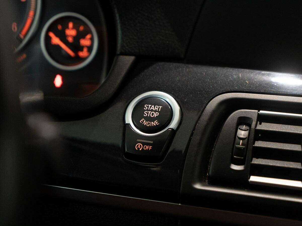 BMW 5 серии с пробегом — 2012 год. Фото: #11