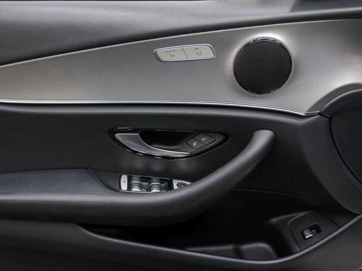 Mercedes-Benz E-Класс с пробегом — 2017 год. Фото: #17