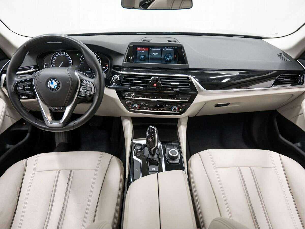 BMW 5 серии с пробегом — 2018 год. Фото: #9