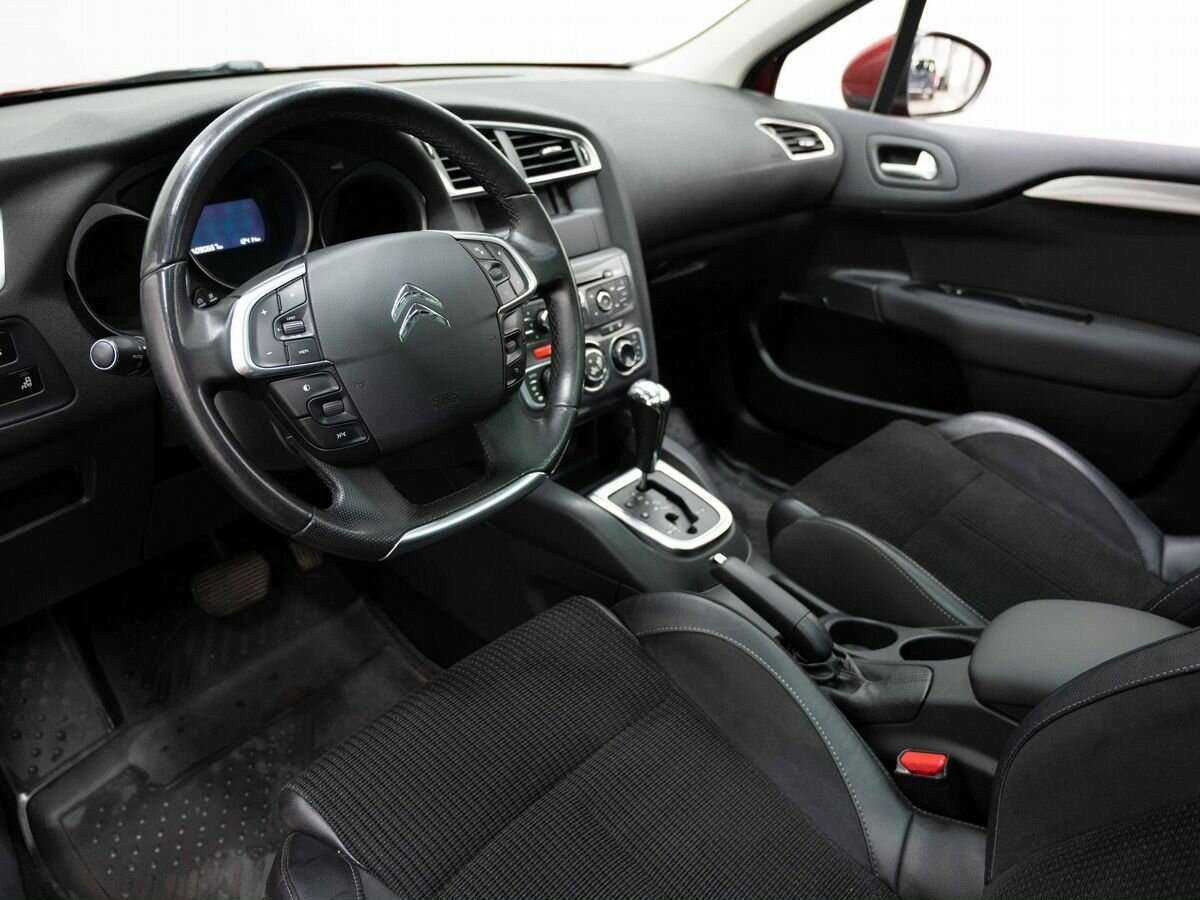 Citroen C4 с пробегом — 2013 год. Фото: #6