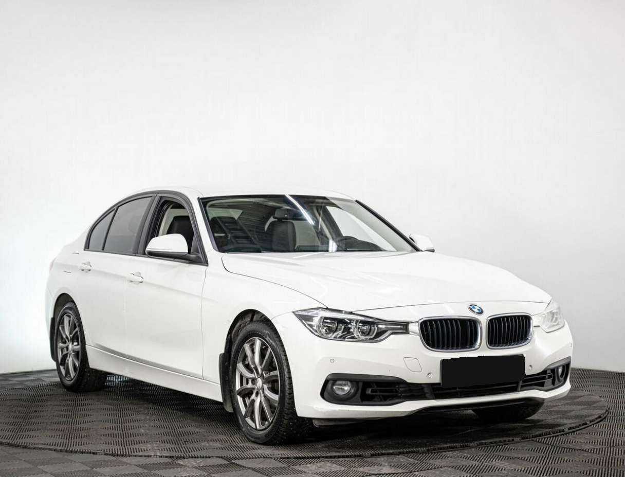 BMW 3 серии с пробегом — 2016 год. Фото: #2
