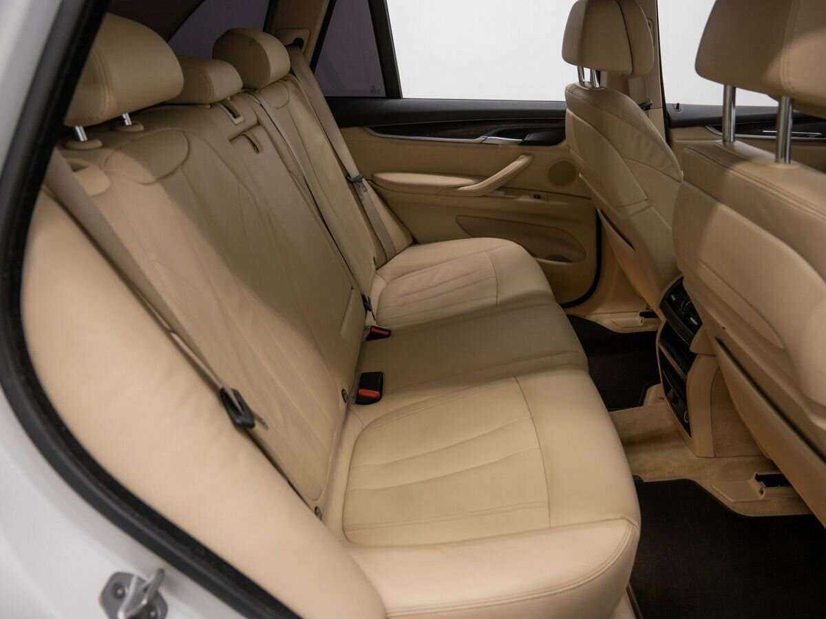 BMW X5 с пробегом — 2015 год. Фото: #9