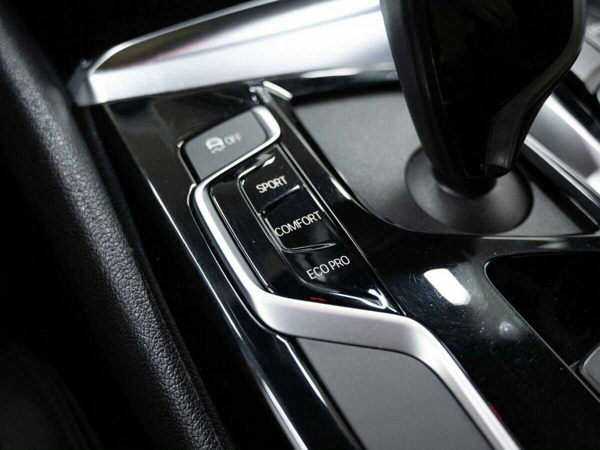 BMW 5 серии с пробегом — 2019 год. Фото: #22