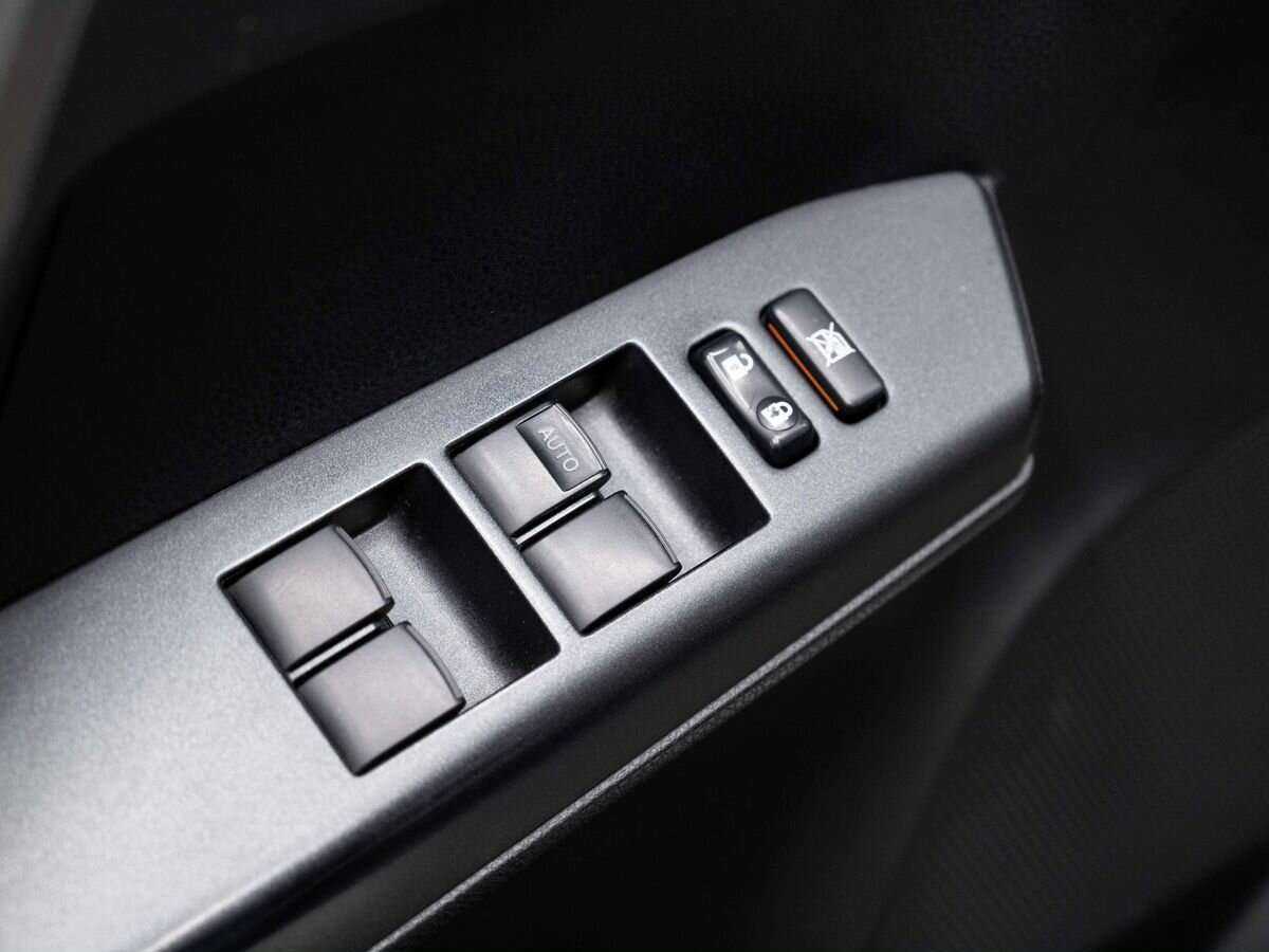 Toyota RAV4 с пробегом — 2019 год. Фото: #19