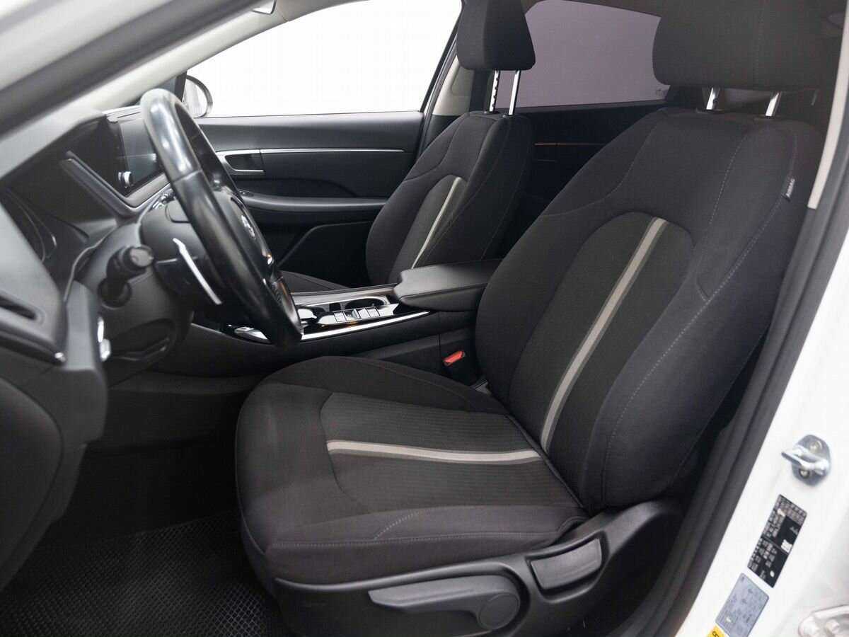 Hyundai Sonata с пробегом — 2020 год. Фото: #7