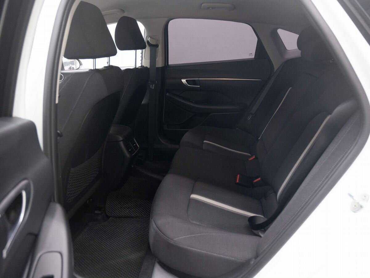 Hyundai Sonata с пробегом — 2020 год. Фото: #8