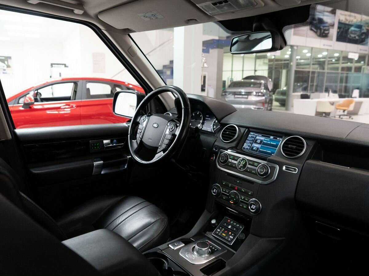 Land Rover Discovery с пробегом — 2013 год. Фото: #18