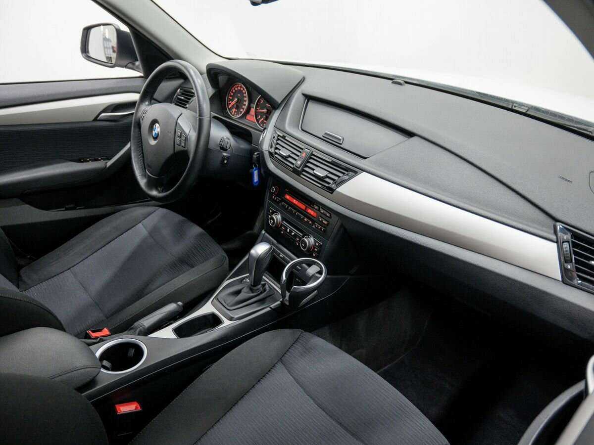 BMW X1 с пробегом — 2013 год. Фото: #7