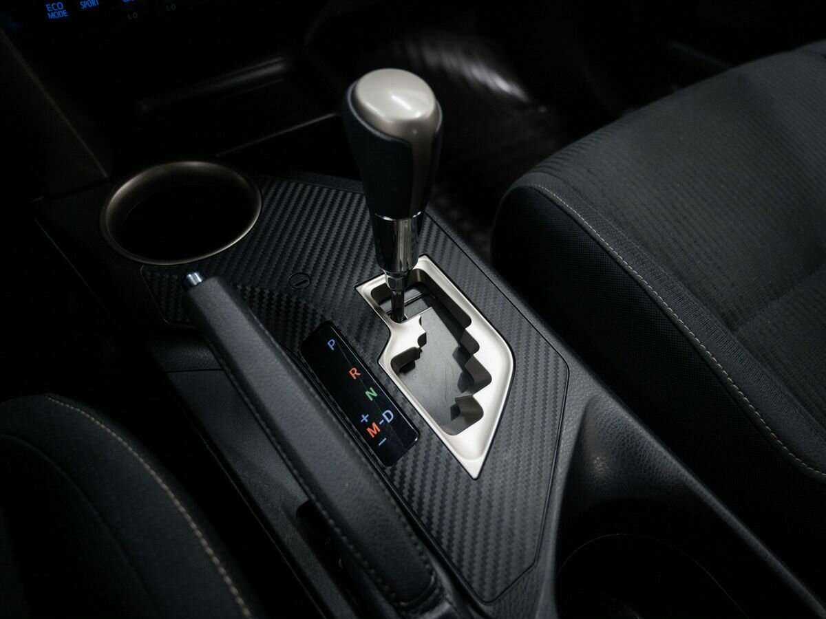 Toyota RAV4 с пробегом — 2014 год. Фото: #20