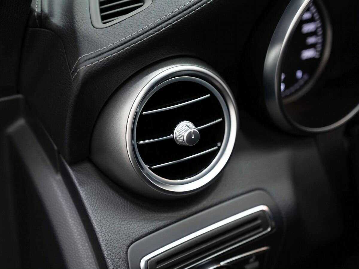 Mercedes-Benz C-Класс с пробегом — 2014 год. Фото: #19