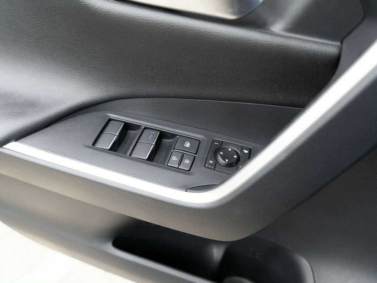 Toyota RAV4 с пробегом — 2019 год. Фото: #14