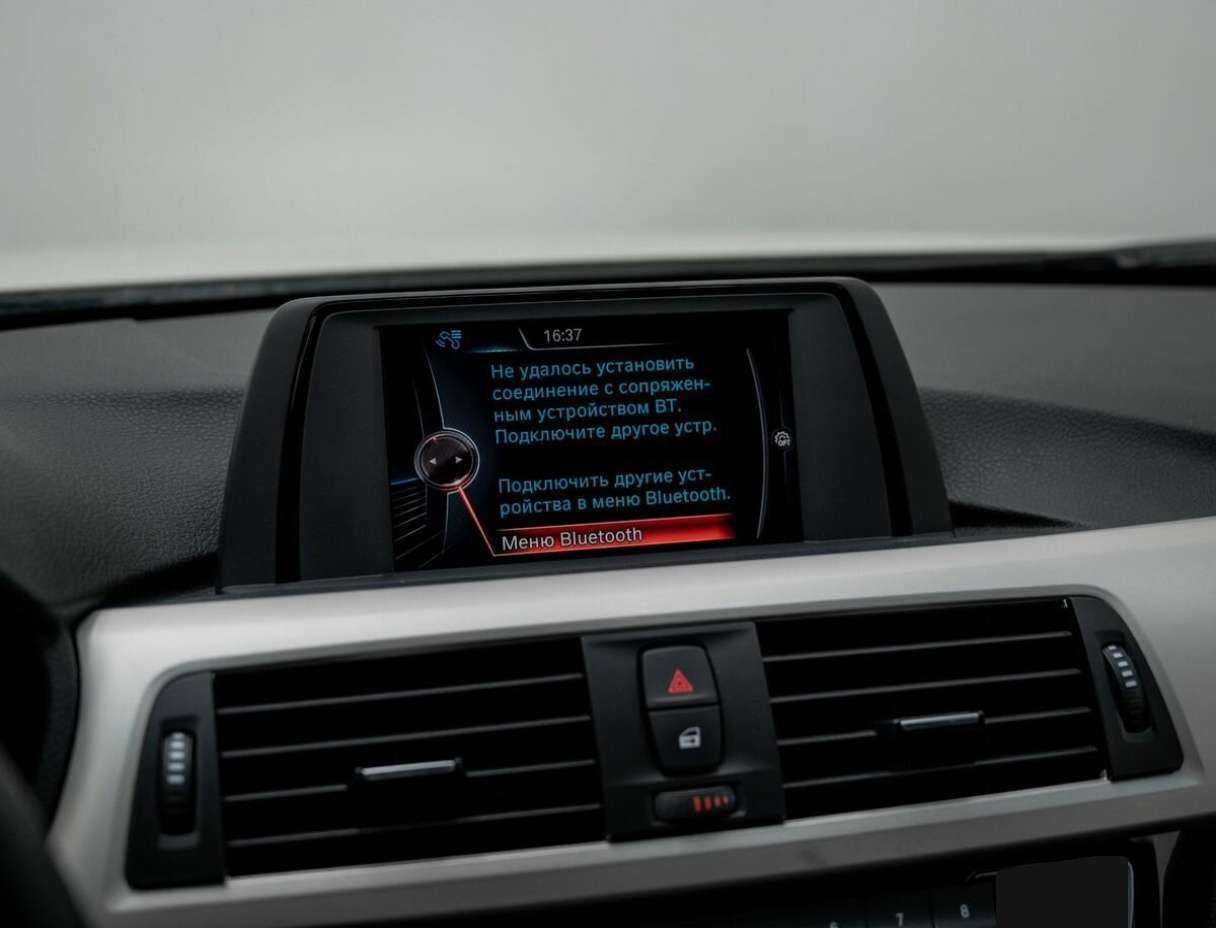 BMW 3 серии с пробегом — 2016 год. Фото: #19