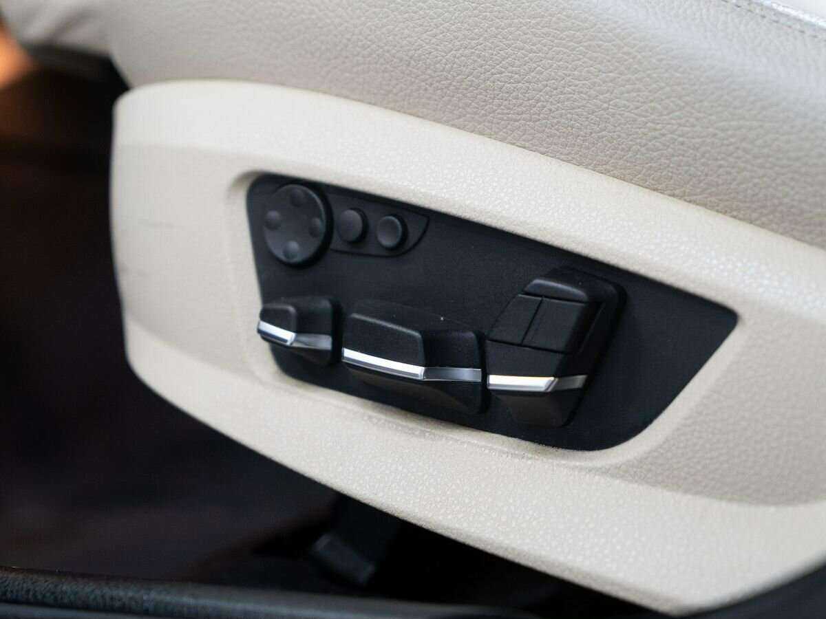 BMW 5 серии с пробегом — 2012 год. Фото: #15