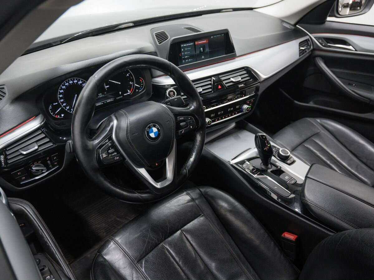 BMW 5 серии с пробегом — 2018 год. Фото: #14