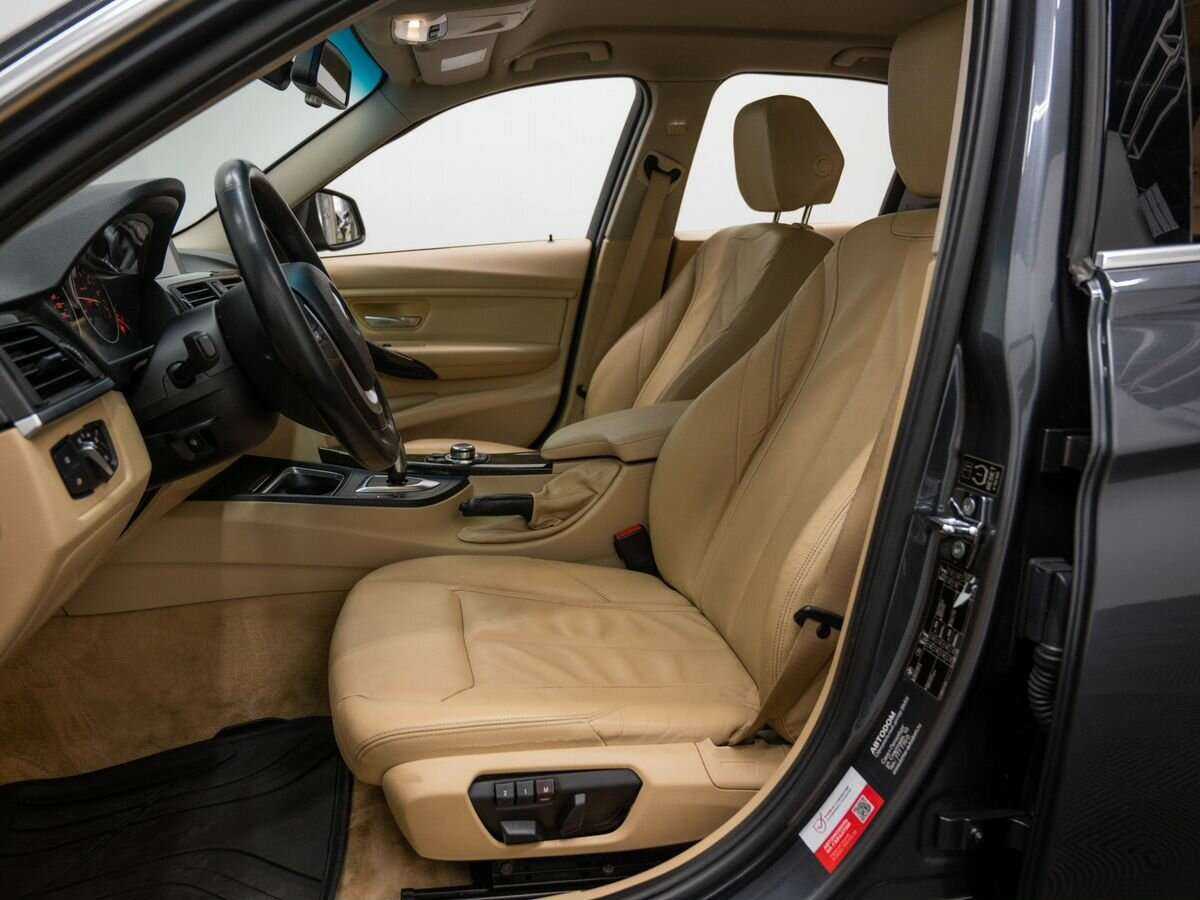 BMW 3 серии с пробегом — 2012 год. Фото: #9