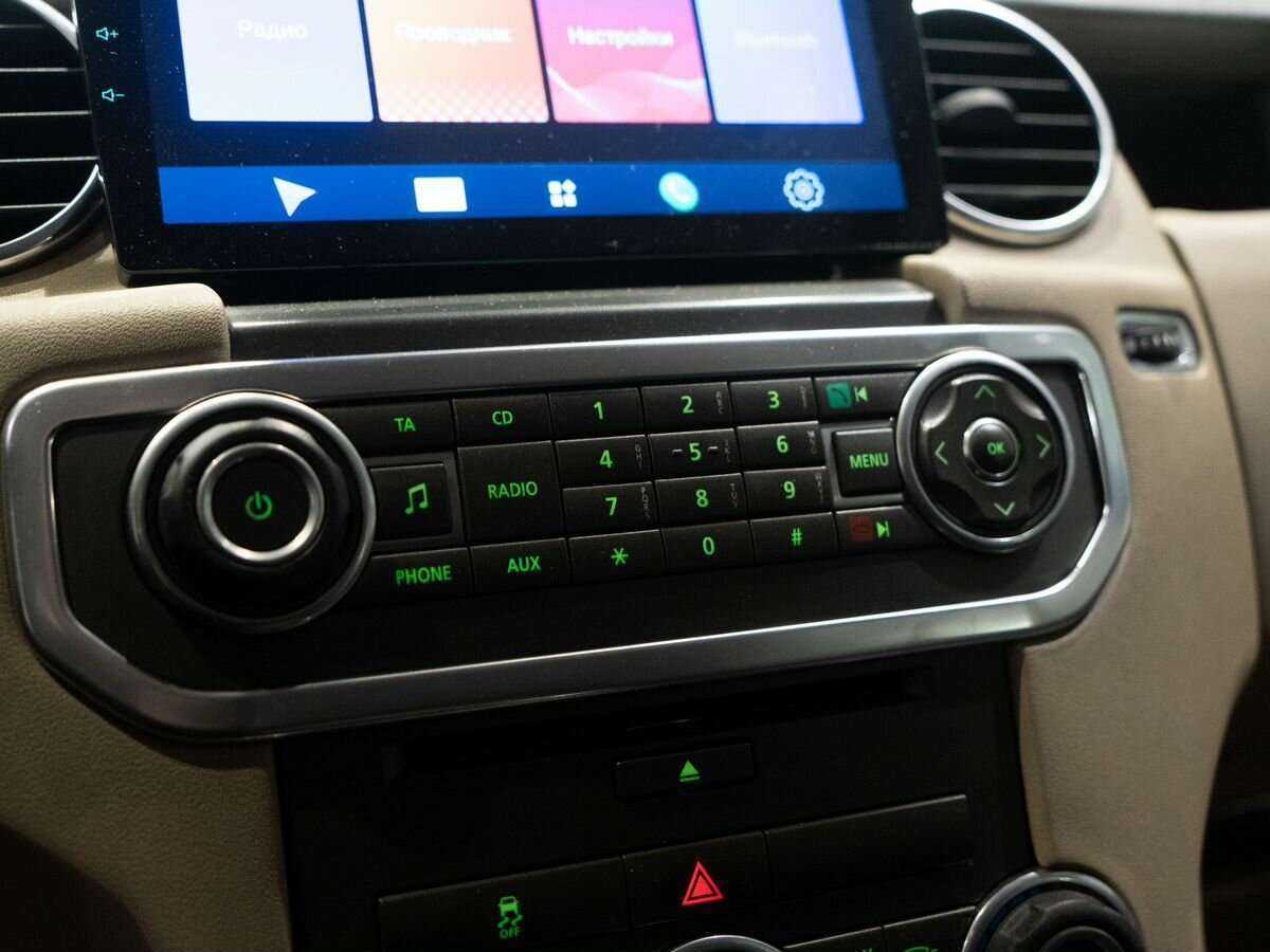 Land Rover Discovery с пробегом — 2012 год. Фото: #12