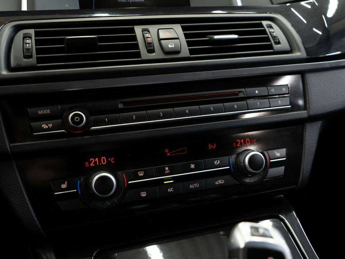 BMW 5 серии с пробегом — 2014 год. Фото: #12