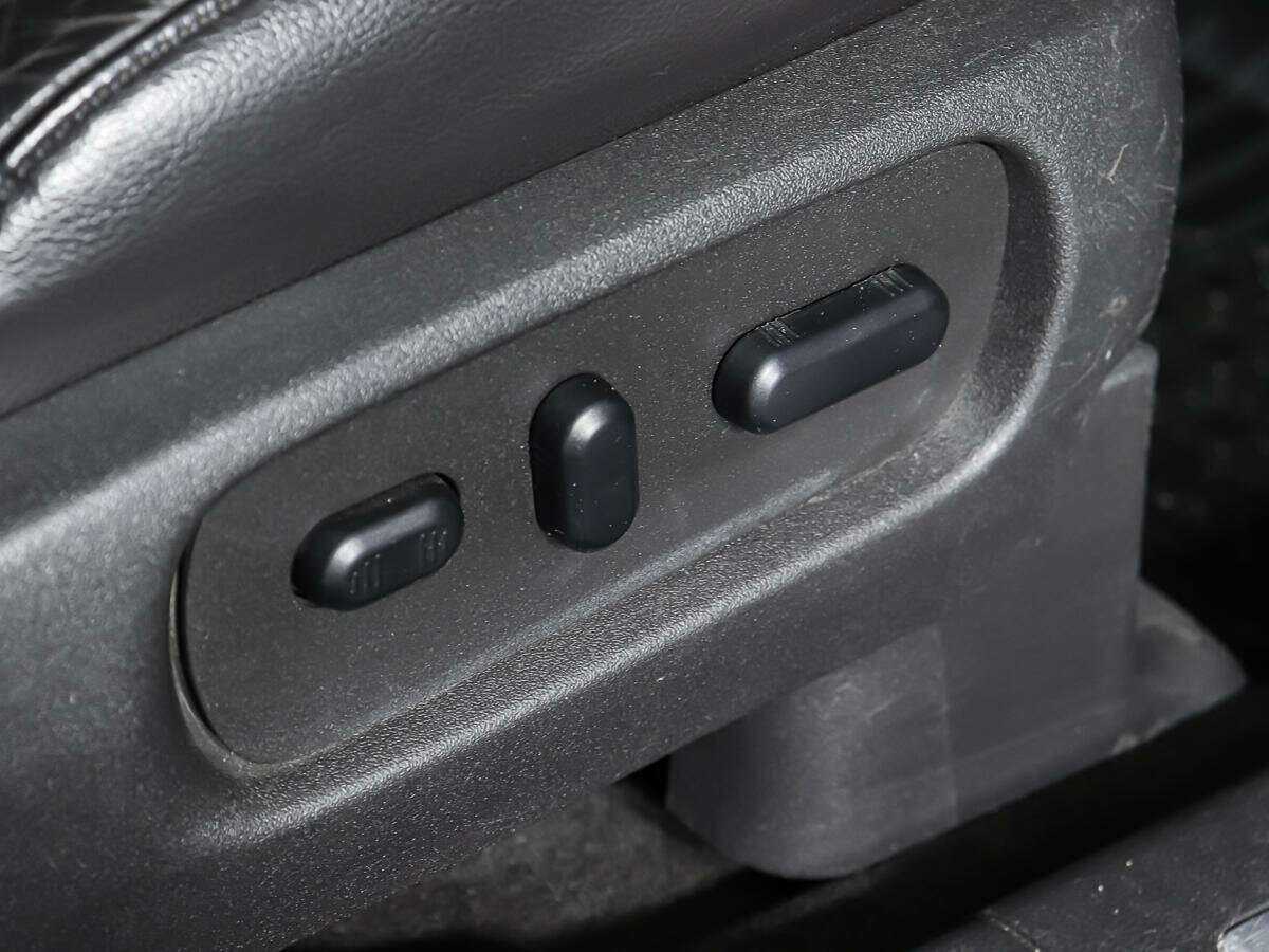 Ford Explorer с пробегом — 2012 год. Фото: #18