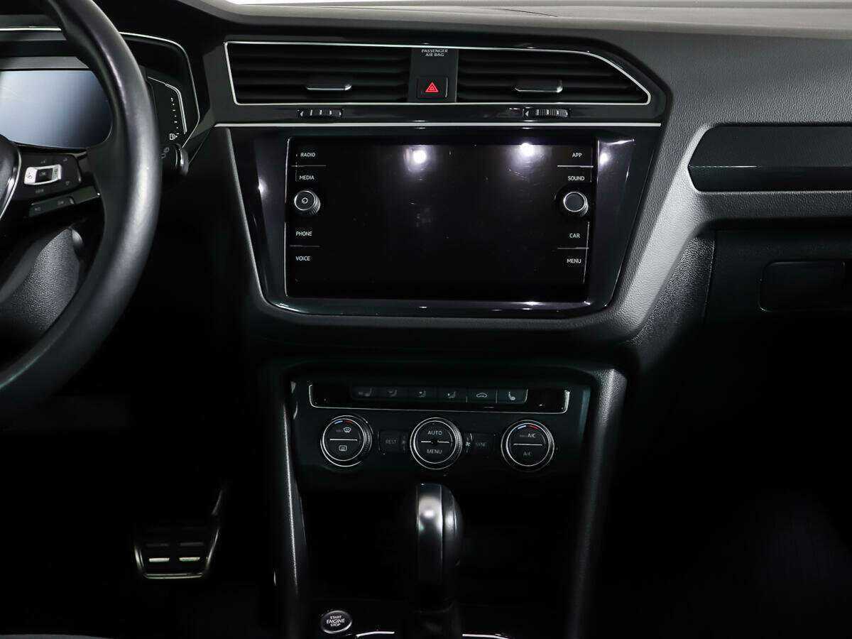 Volkswagen Tiguan с пробегом — 2020 год. Фото: #12