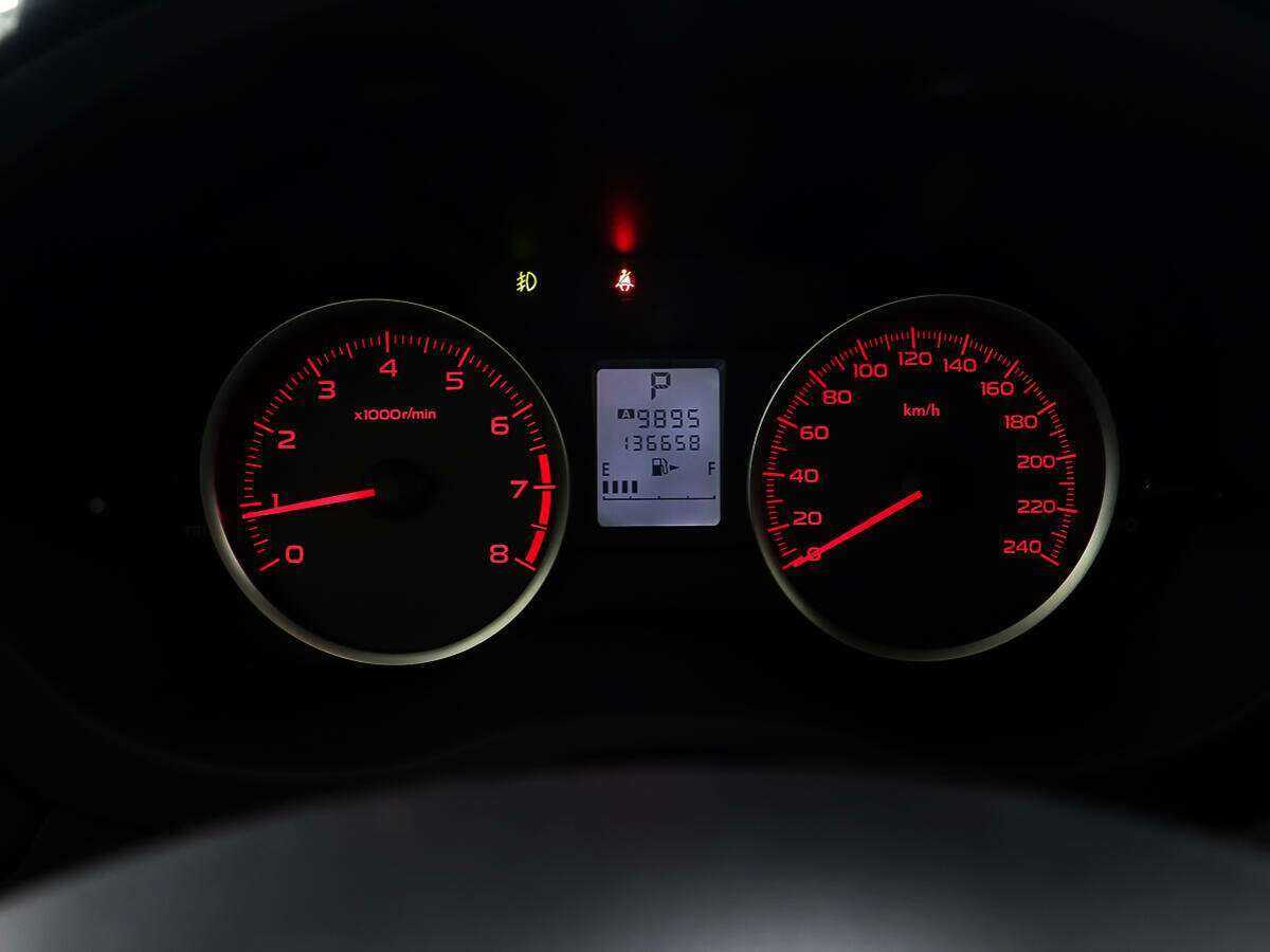 Subaru XV с пробегом — 2012 год. Фото: #14