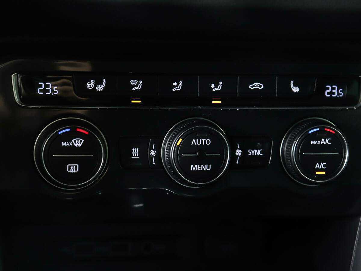 Volkswagen Tiguan с пробегом — 2018 год. Фото: #15