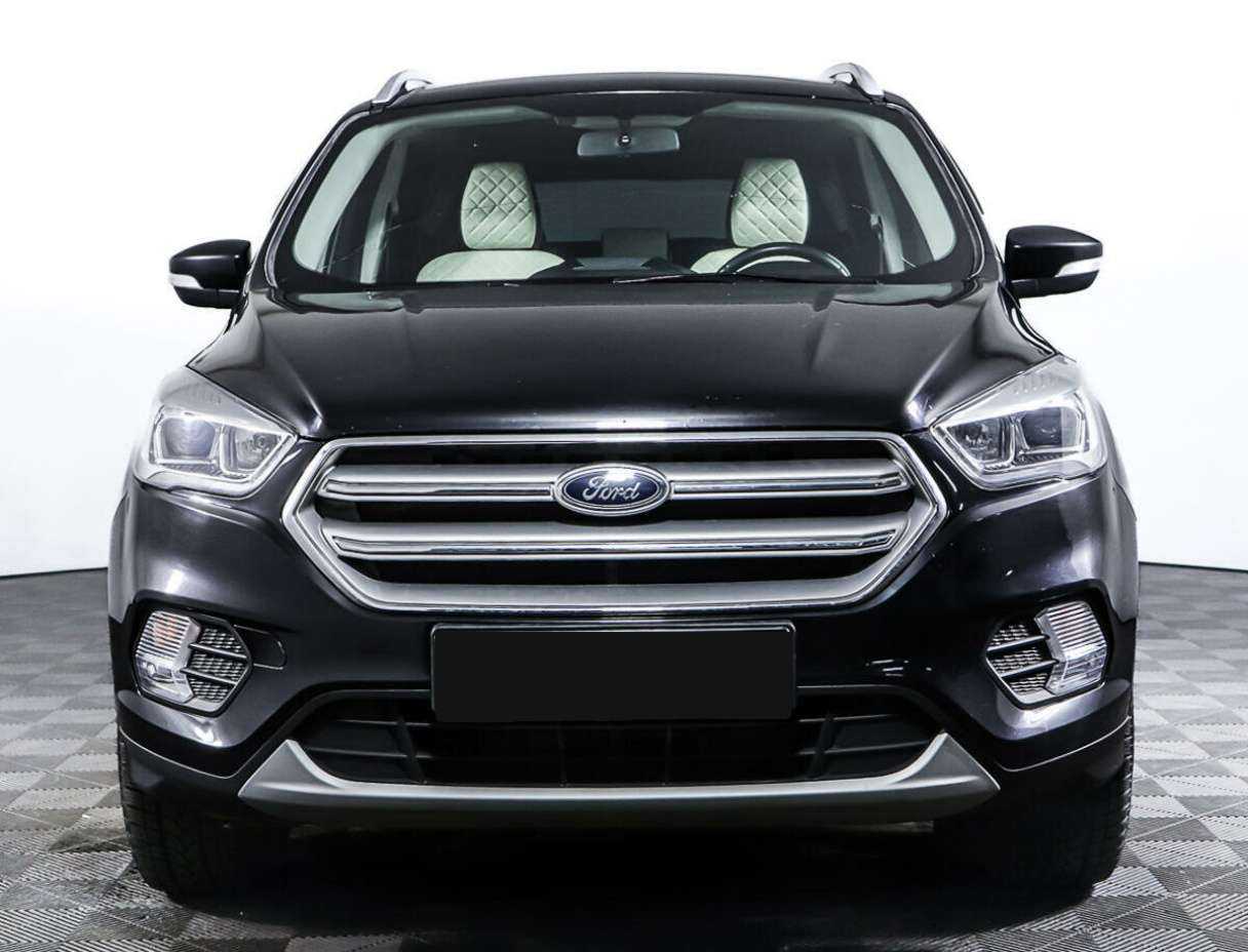 Ford Kuga с пробегом — 2019 год. Фото: #1
