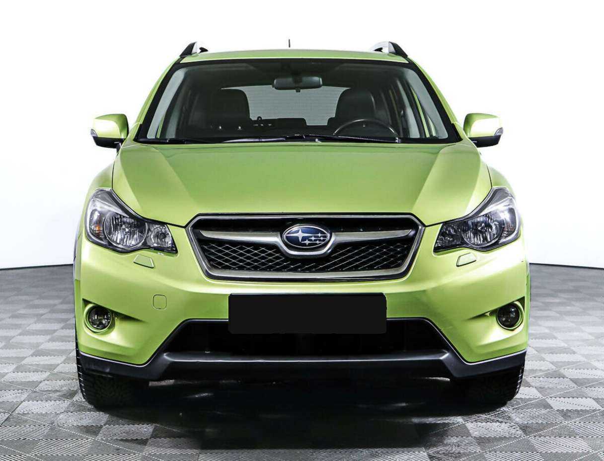 Subaru XV с пробегом — 2013 год. Фото: #1