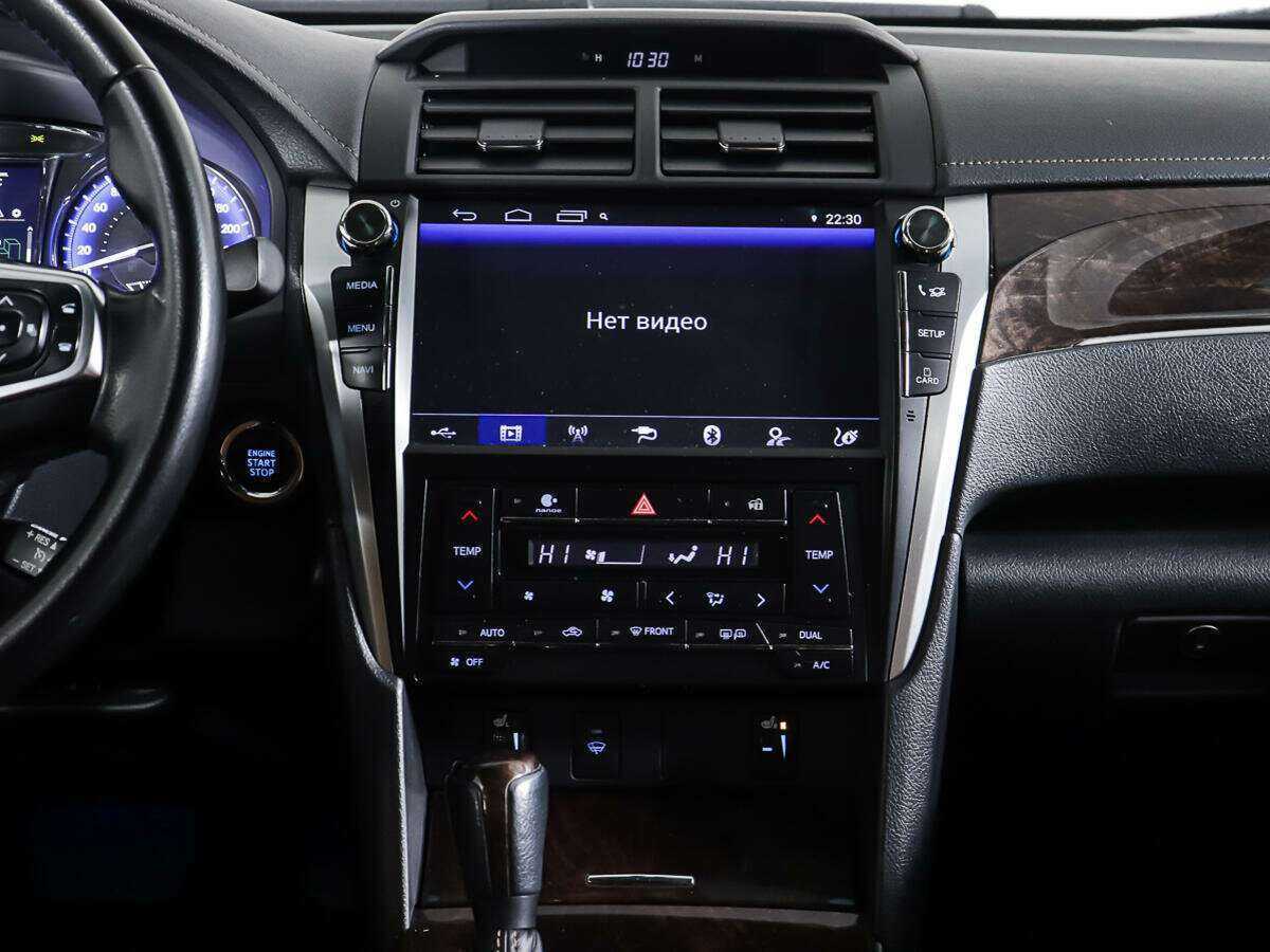 Toyota Camry с пробегом — 2017 год. Фото: #11