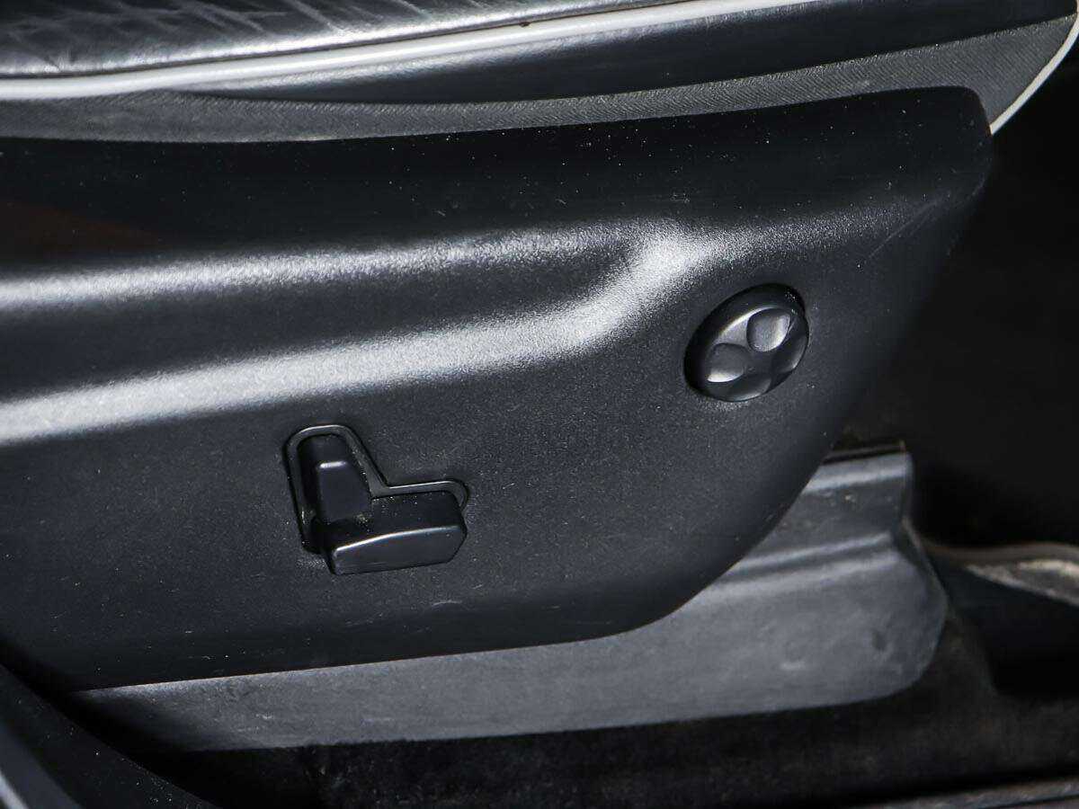 Jeep Grand Cherokee с пробегом — 2012 год. Фото: #14