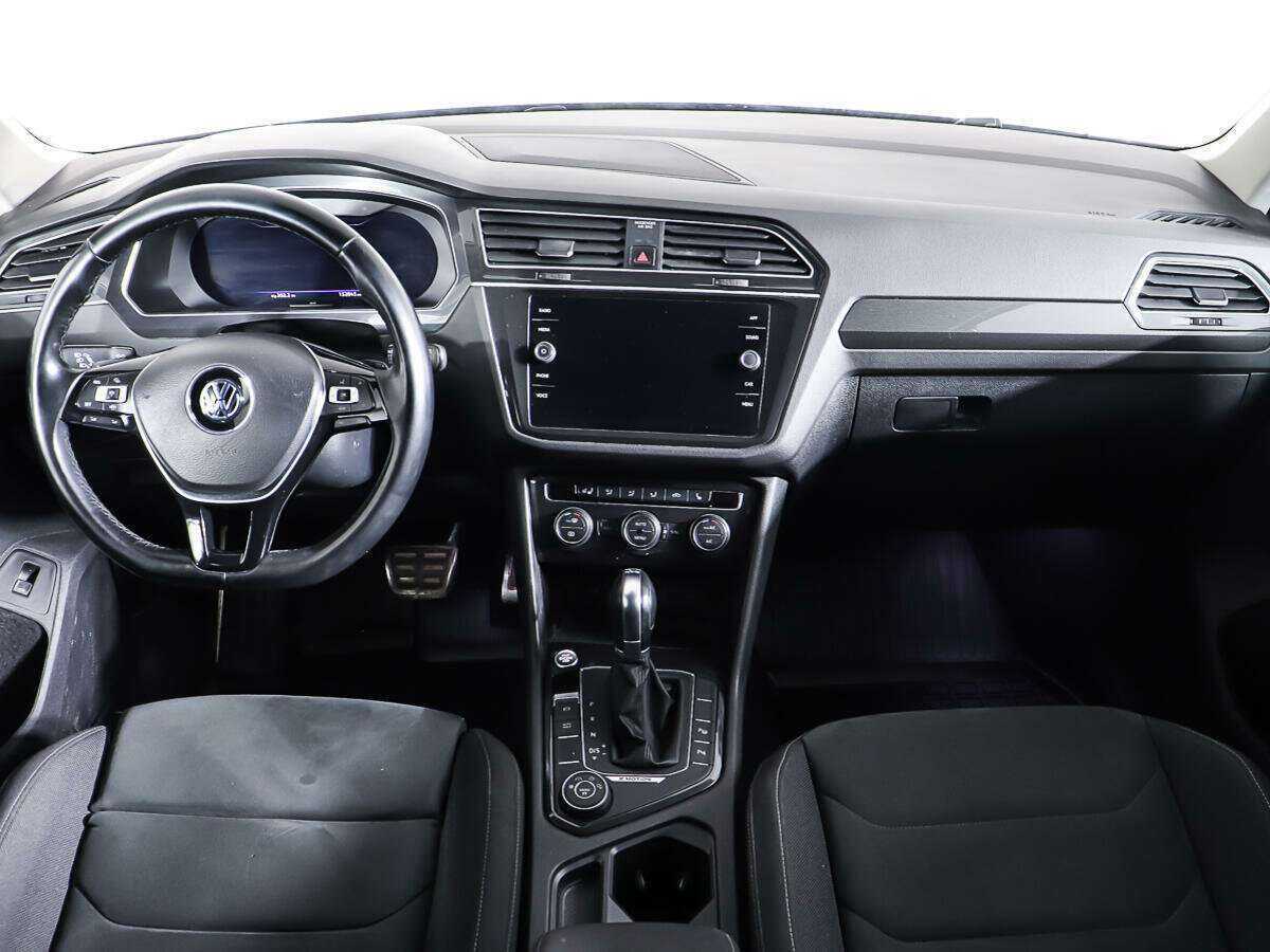 Volkswagen Tiguan с пробегом — 2018 год. Фото: #10