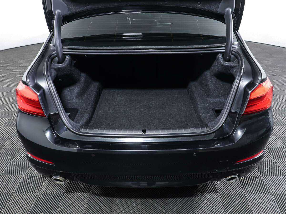 BMW 5 серии с пробегом — 2017 год. Фото: #9