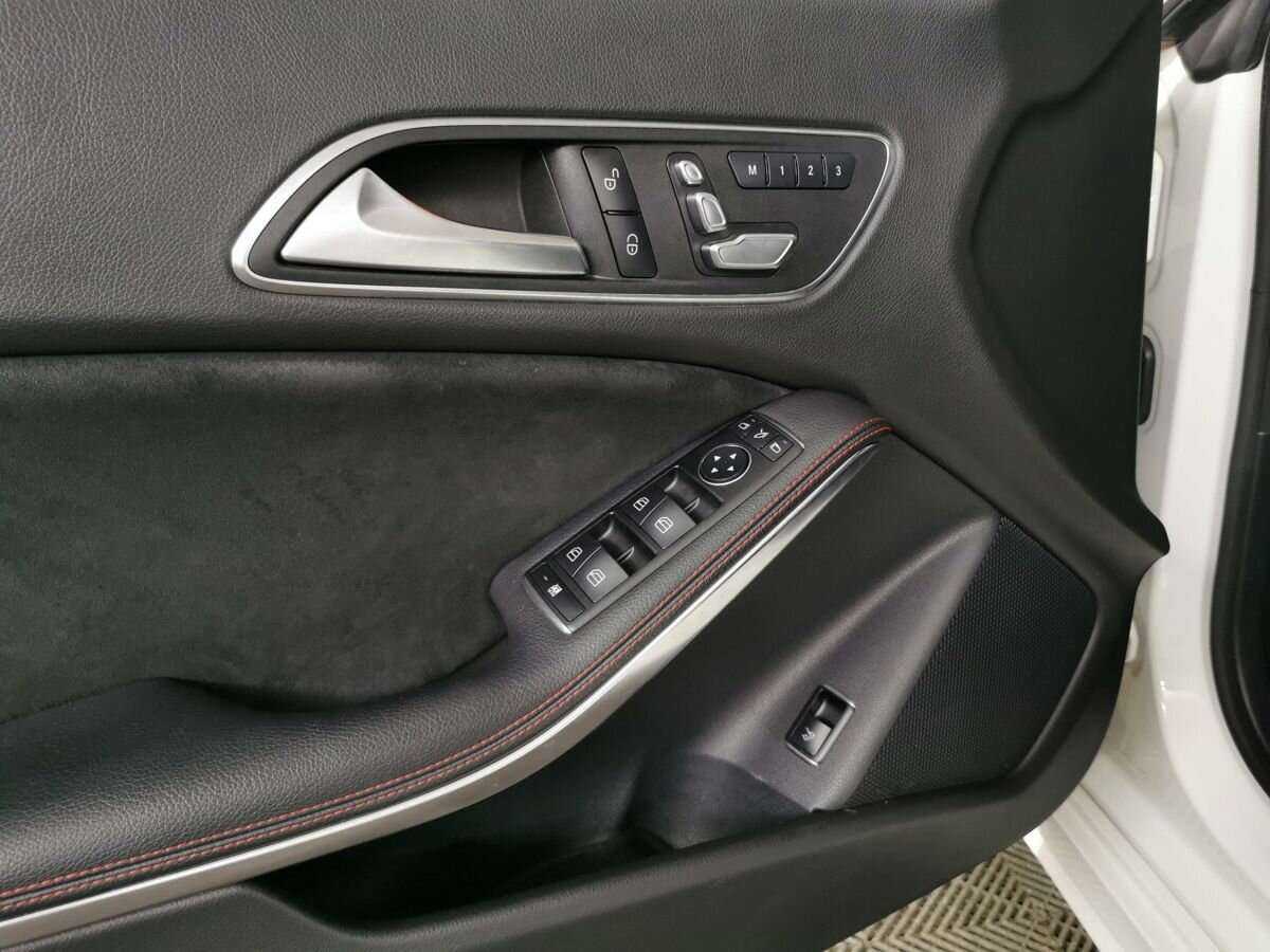 Mercedes-Benz CLA с пробегом — 2017 год. Фото: #16