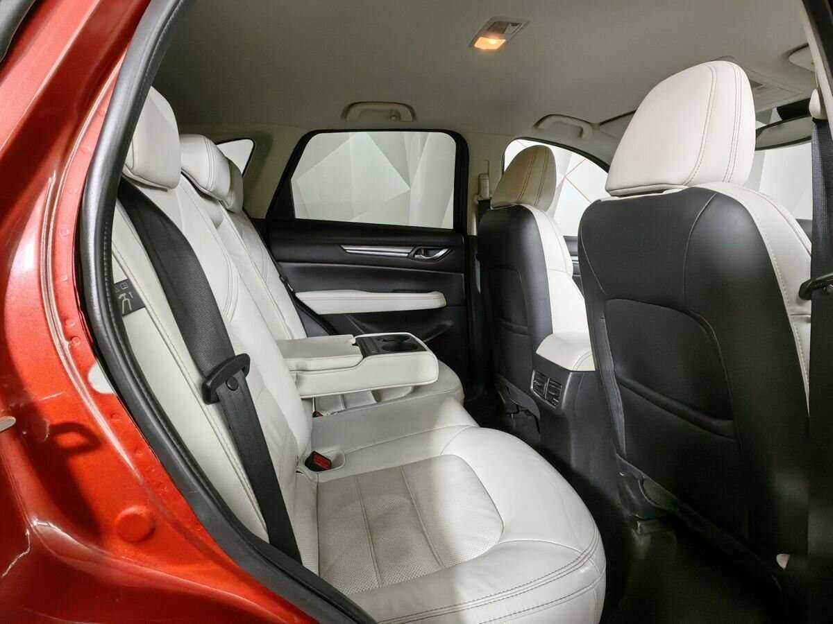 Mazda CX-5 с пробегом — 2017 год. Фото: #11