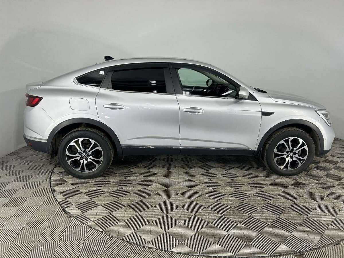 Renault Arkana с пробегом — 2022 год. Фото: #3