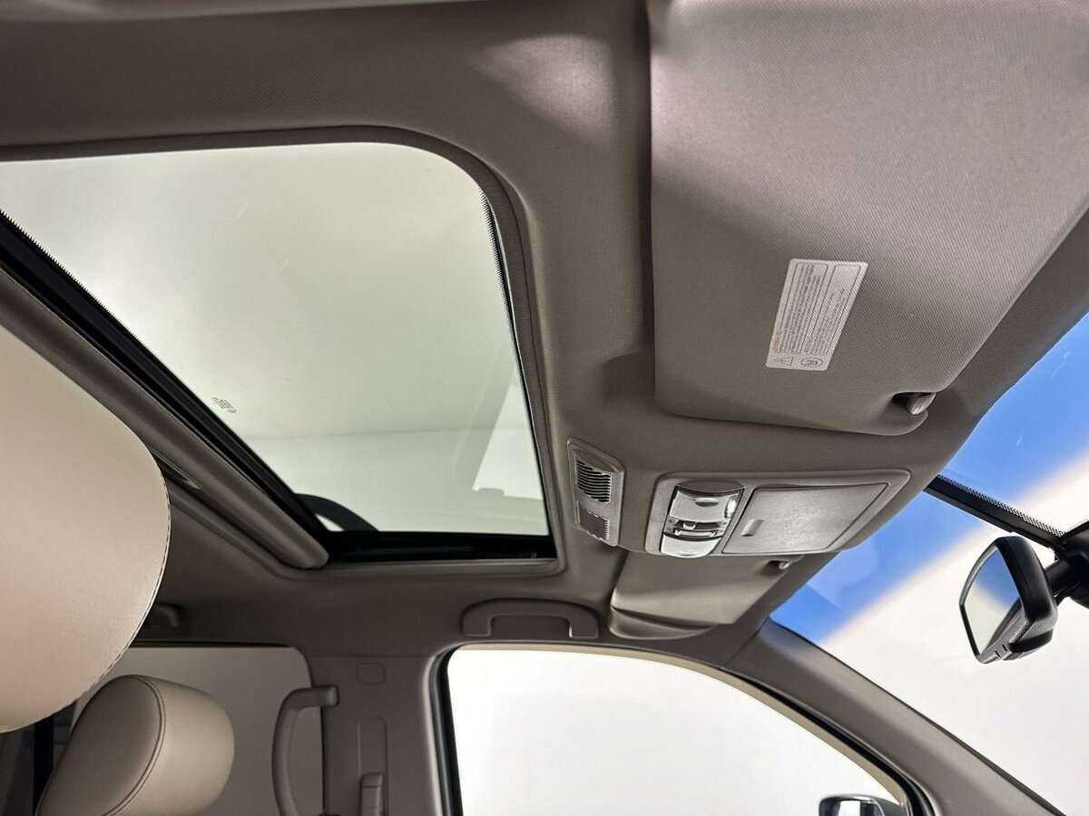 Nissan Pathfinder с пробегом — 2012 год. Фото: #14