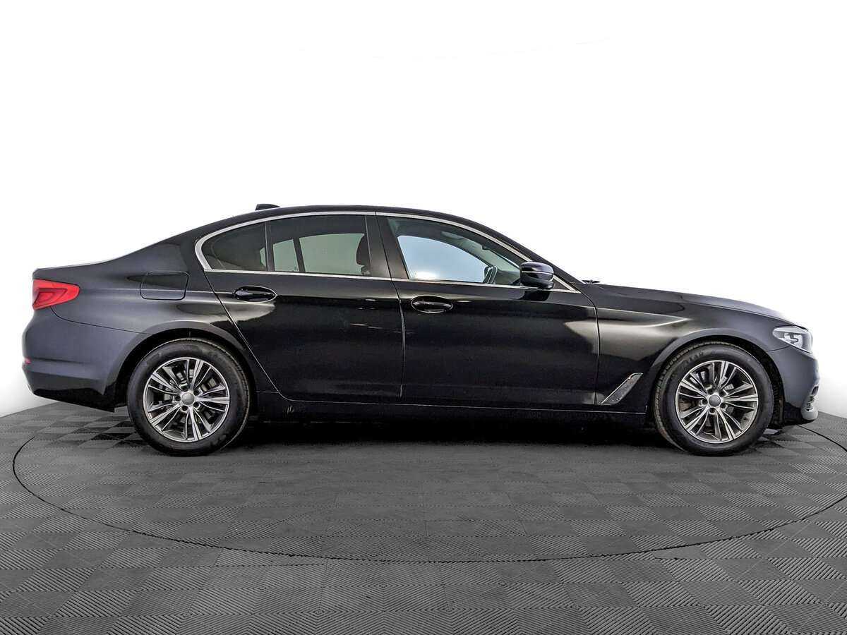 BMW 5 серии с пробегом — 2018 год. Фото: #3