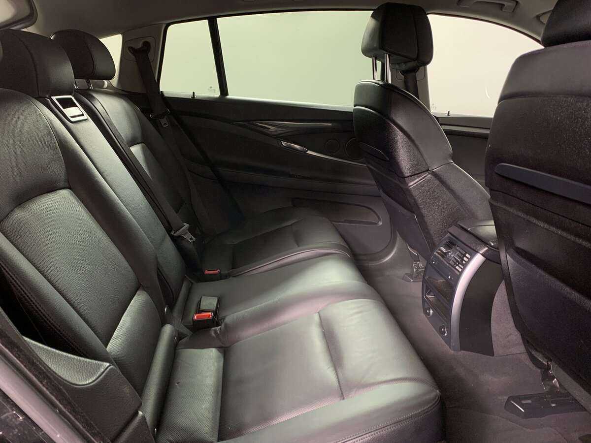 BMW 5 серии с пробегом — 2012 год. Фото: #13