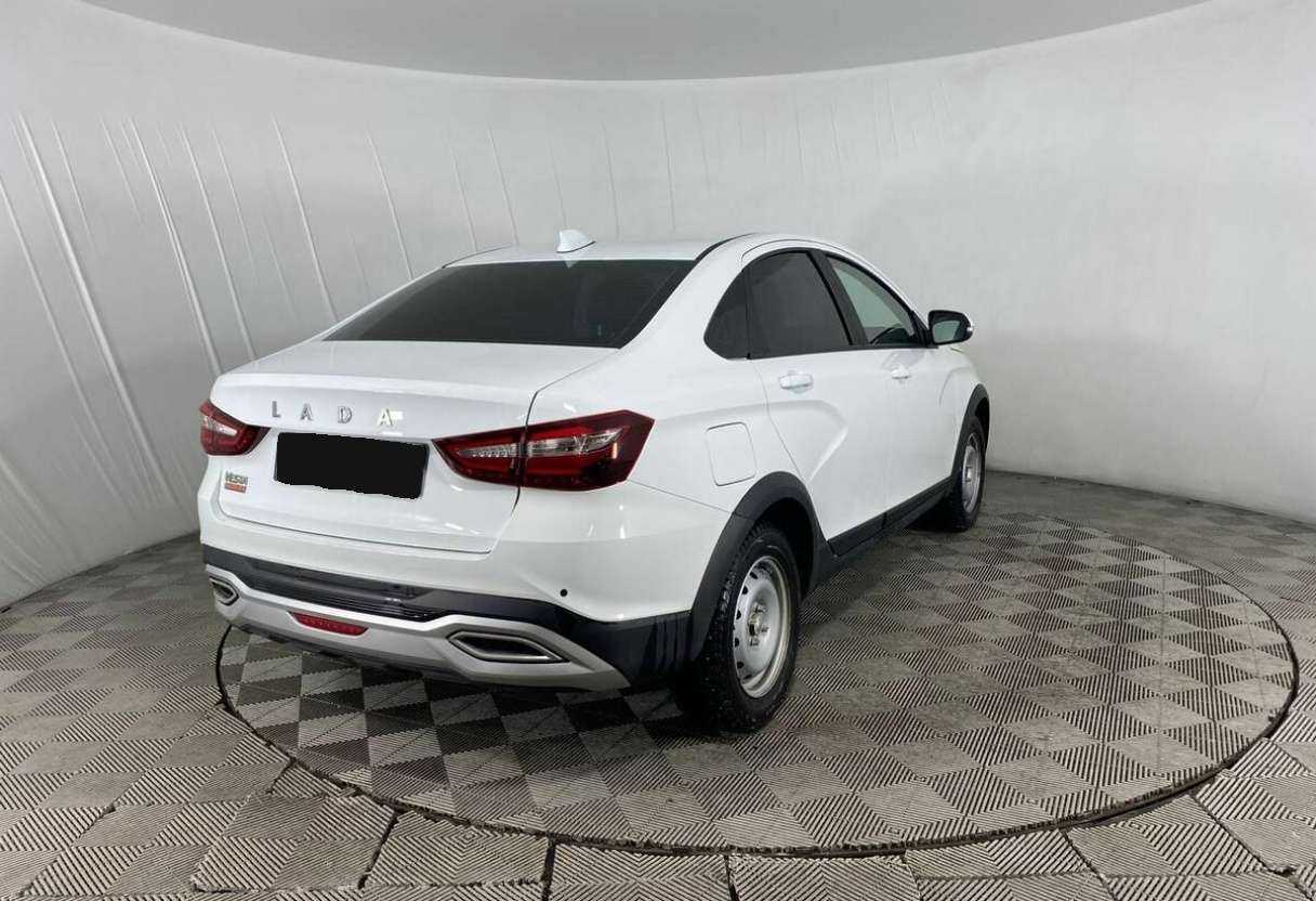 Lada (ВАЗ) Vesta с пробегом — 2023 год. Фото: #4