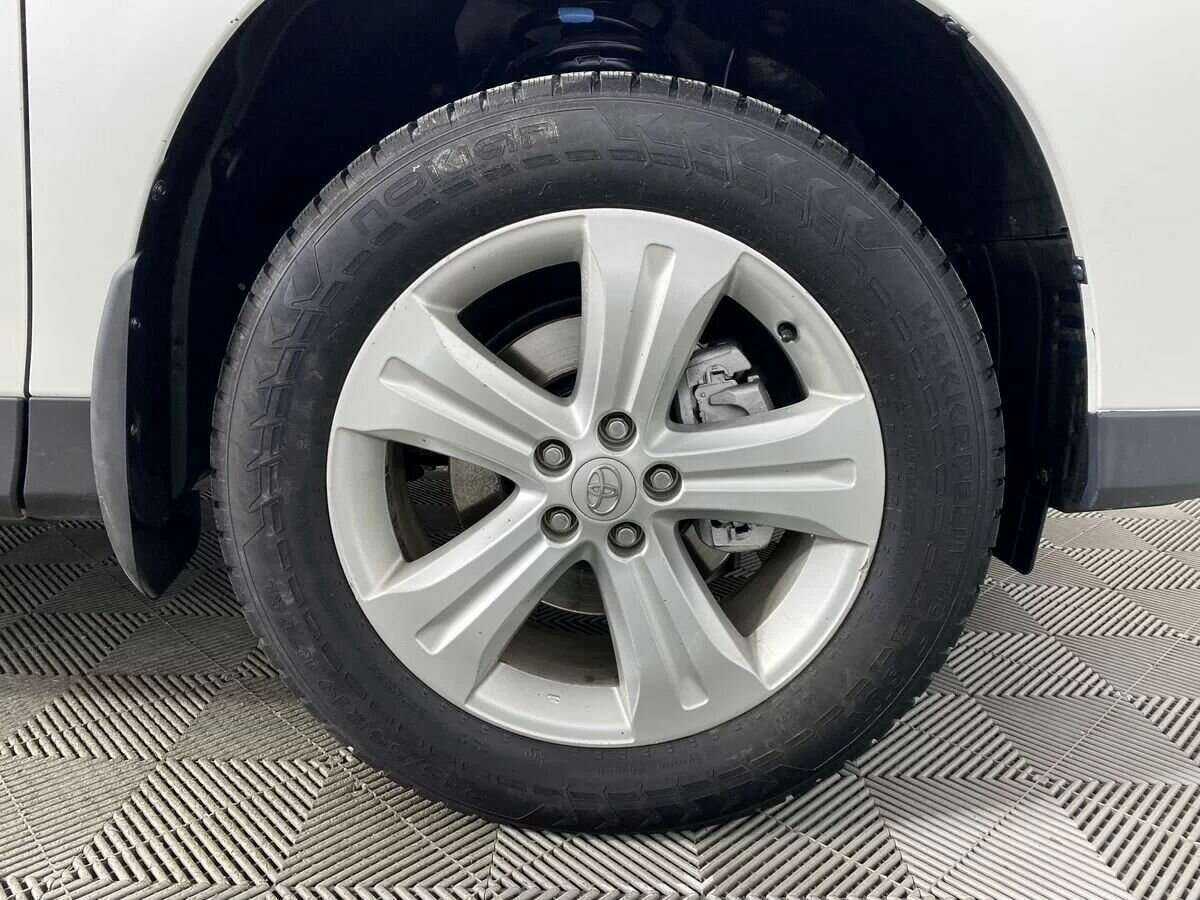 Toyota Highlander с пробегом — 2012 год. Фото: #20