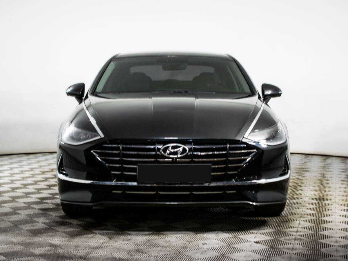 Hyundai Sonata с пробегом — 2020 год. Фото: #1