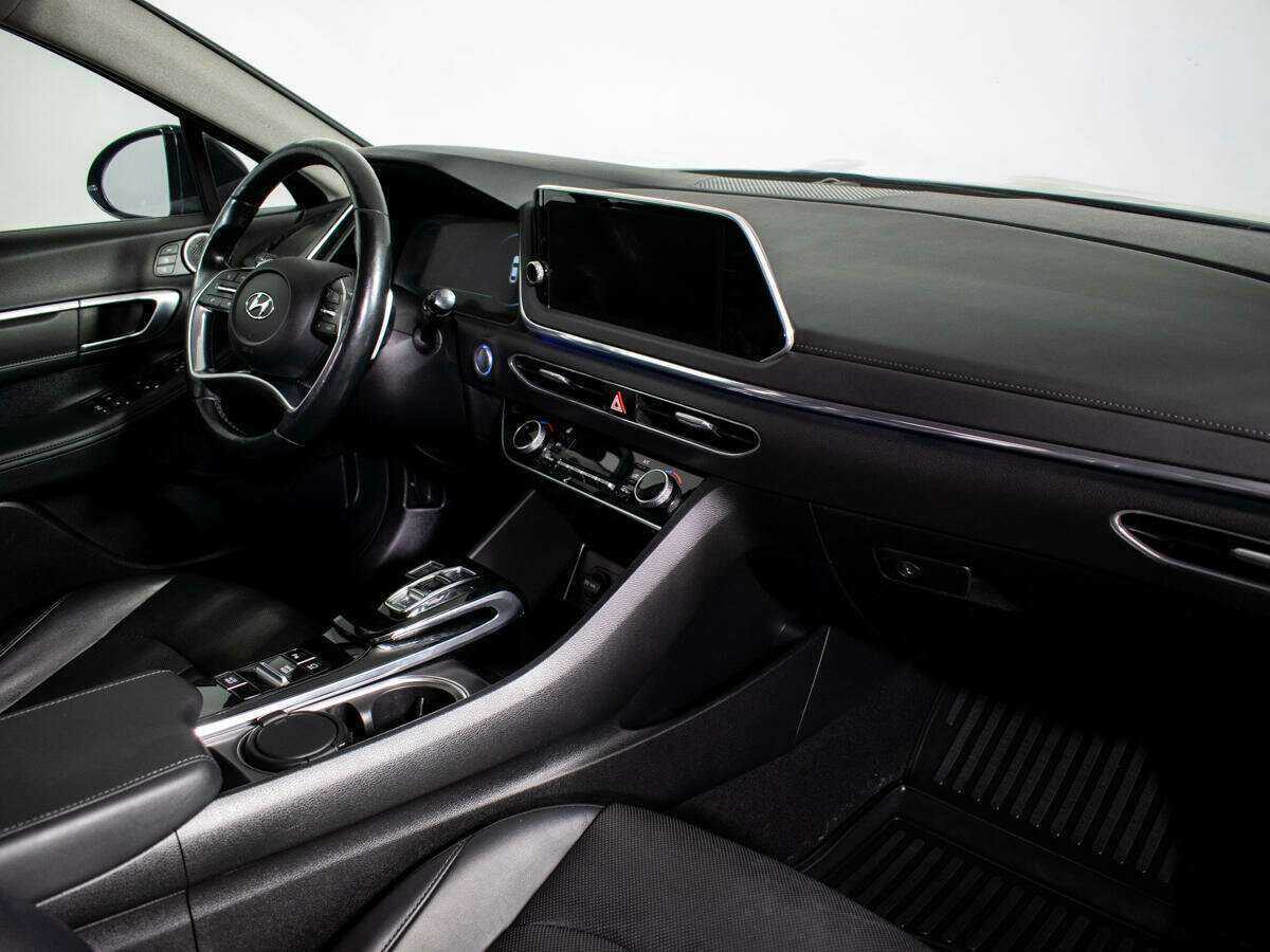 Hyundai Sonata с пробегом — 2020 год. Фото: #6