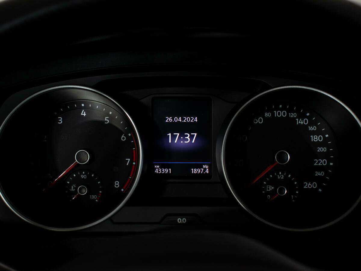 Volkswagen Tiguan с пробегом — 2021 год. Фото: #11