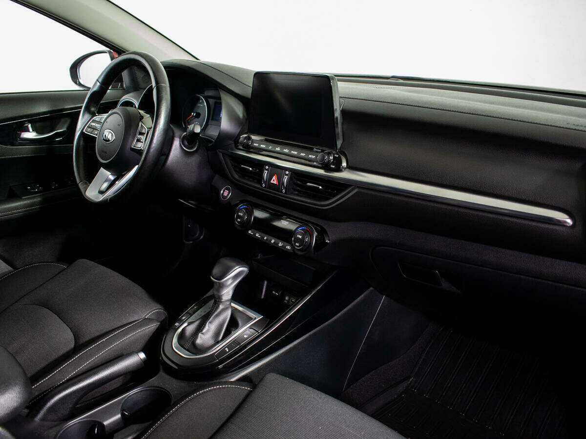 Kia Cerato с пробегом — 2020 год. Фото: #6