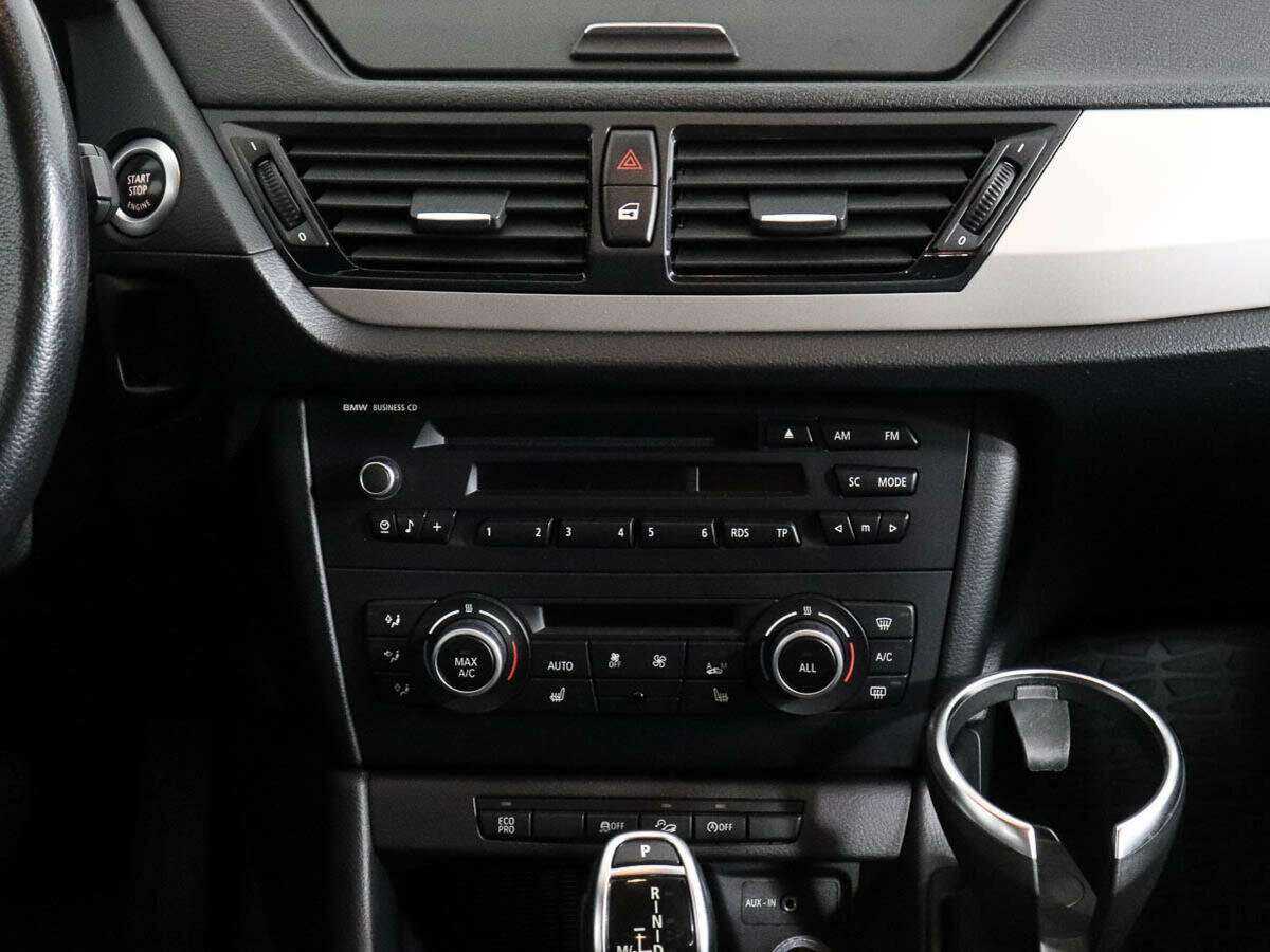 BMW X1 с пробегом — 2013 год. Фото: #11