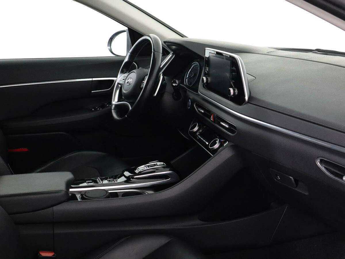 Hyundai Sonata с пробегом — 2019 год. Фото: #6
