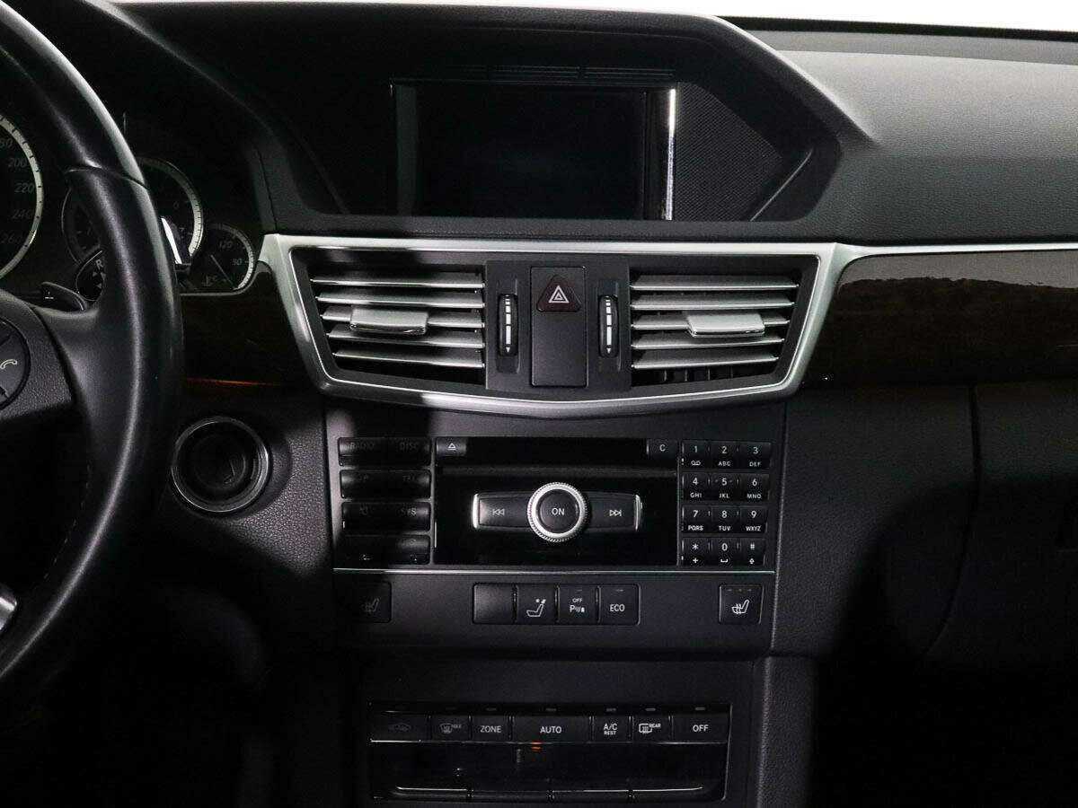 Mercedes-Benz E-Класс с пробегом — 2012 год. Фото: #9