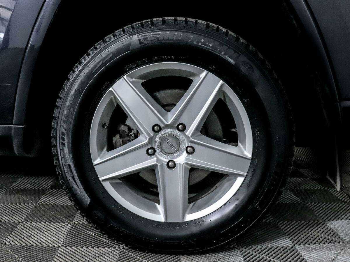 Jeep Grand Cherokee с пробегом — 2014 год. Фото: #15