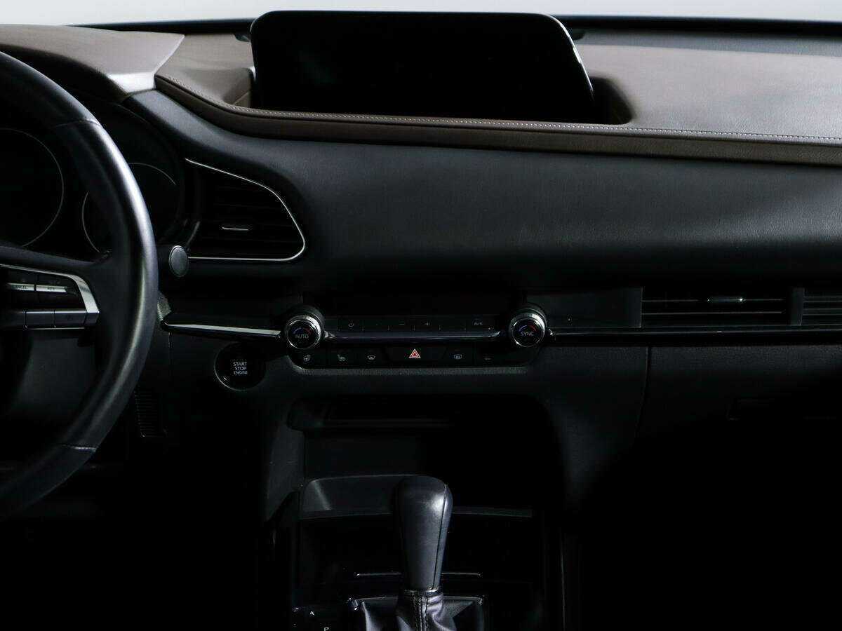 Mazda CX-30 с пробегом — 2021 год. Фото: #10