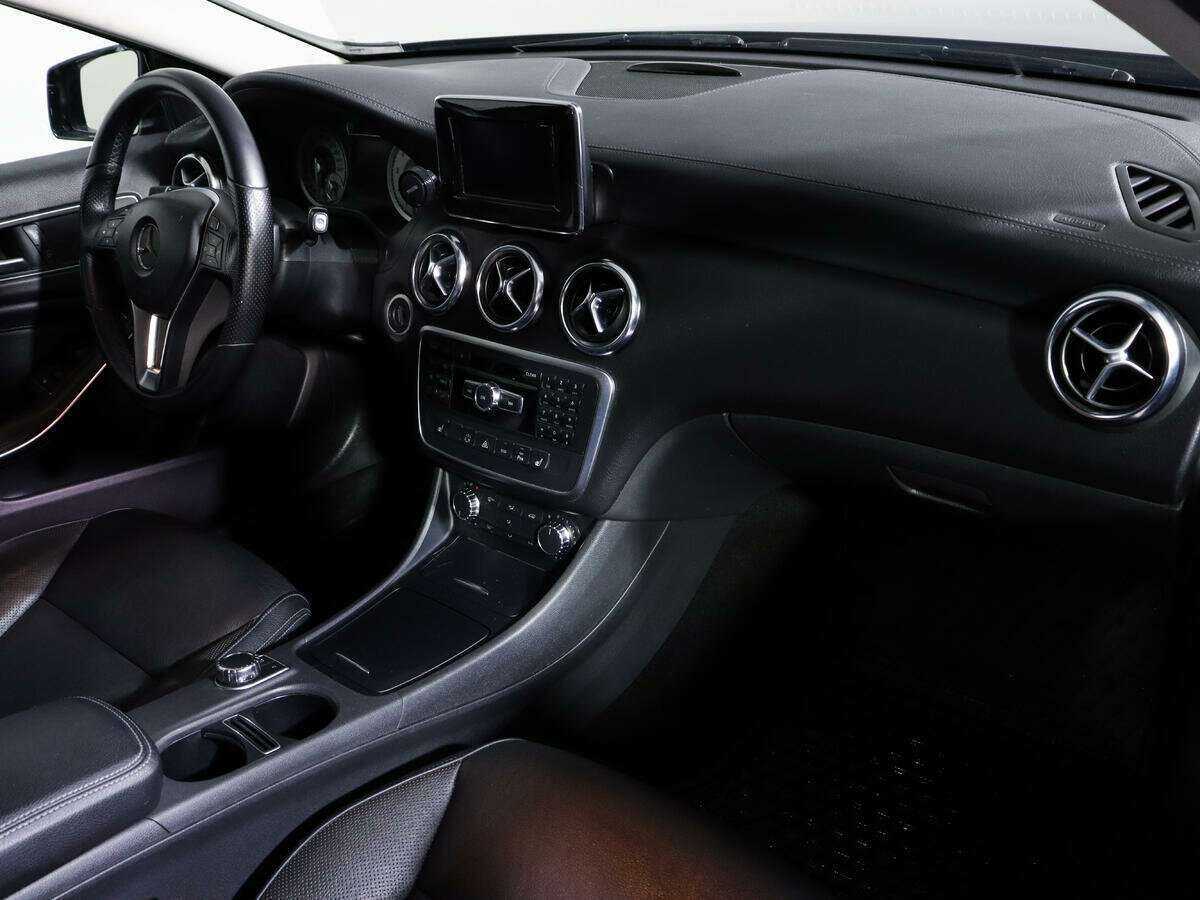 Mercedes-Benz A-Класс с пробегом — 2013 год. Фото: #7